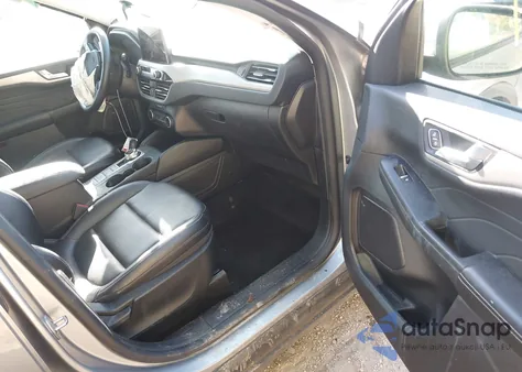 2022 Ford Escape Sel z USA, uszkodzony, nr VIN 1FMCU9H62NUA95963